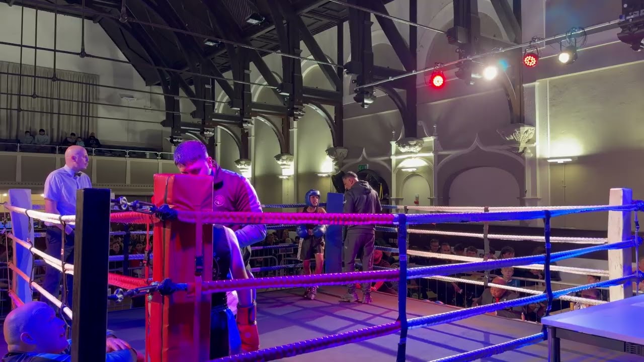 JAMES SMITH vs YOUSUF KHAN | SKILLS BOUT | WAKEFIELD TRINITY HOME SHOW background