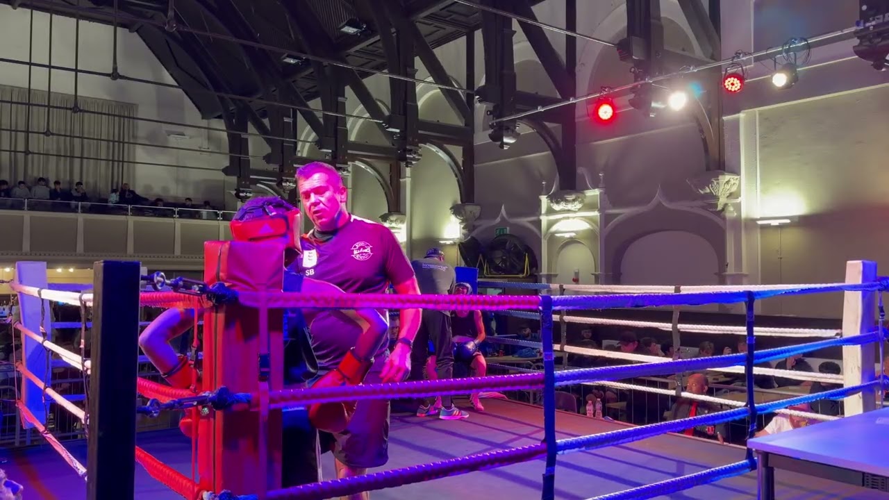 SHEEKENAH MOHAMMED vs KATHRYN FOSTER | AMATEUR BOXING BOUT | WAKEFIELD TRINITY HOME SHOW background