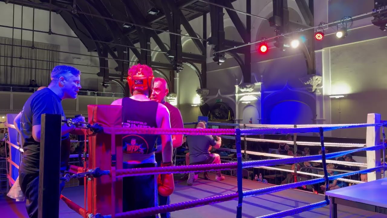 CALLUM WHALEY vs BYRON MASON | AMATEUR BOXING BOUT | WAKEFIELD TRINITY HOME SHOW background