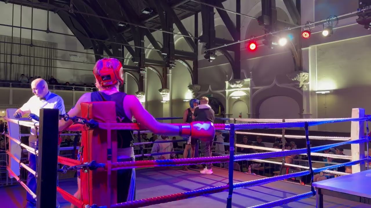 JAYDEN SCAIFE vs YASEEN CHANZEB | AMATEUR BOXING BOUT | WAKEFIELD TRINITY HOME SHOW background