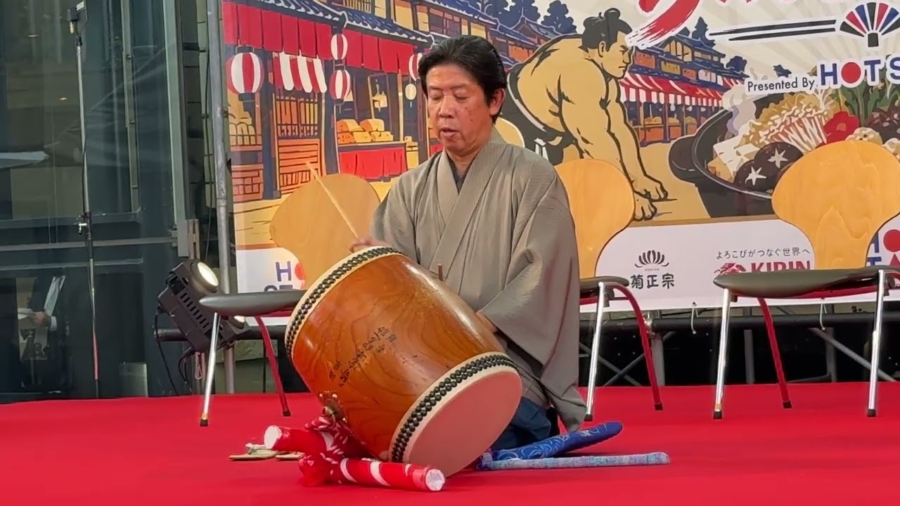 速報❗️ オープニング 寄せ太鼓 隆ニ【ちゃんこフェスin六本木 】chanko fes in Roppongi 2026/10/17 background