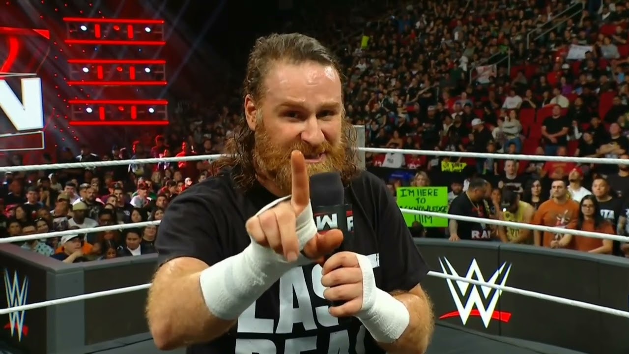 WWE RAW JE'VON EVANS ENTRANCE 10/26/26