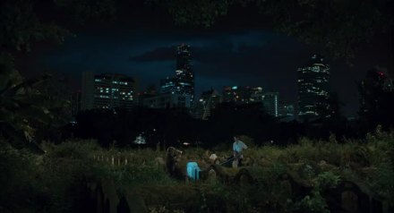 Trailer thumbnail