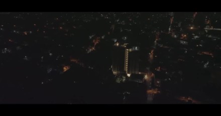 Trailer thumbnail