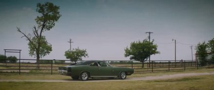 Trailer thumbnail