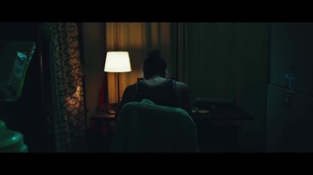 Trailer thumbnail