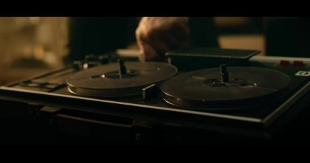 Trailer thumbnail