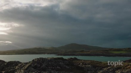 Trailer thumbnail