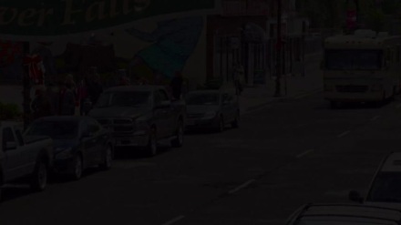 Trailer thumbnail