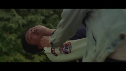 Trailer thumbnail