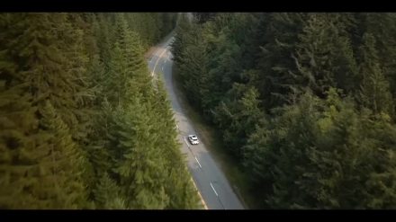 Trailer thumbnail